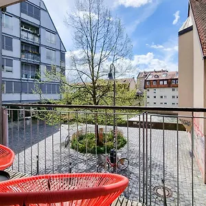 Apartment Linde3 - 10 Minuten In Altstadt Mit Balkon Und Pegnitzblick, Nürnberg